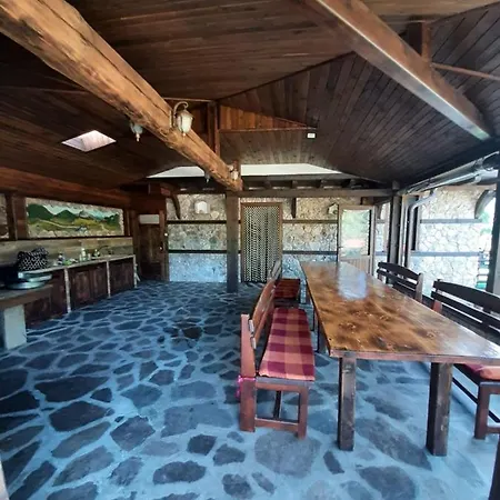 Къща за гости Мегдана на Чаршията * Smilyan (Smolyan)